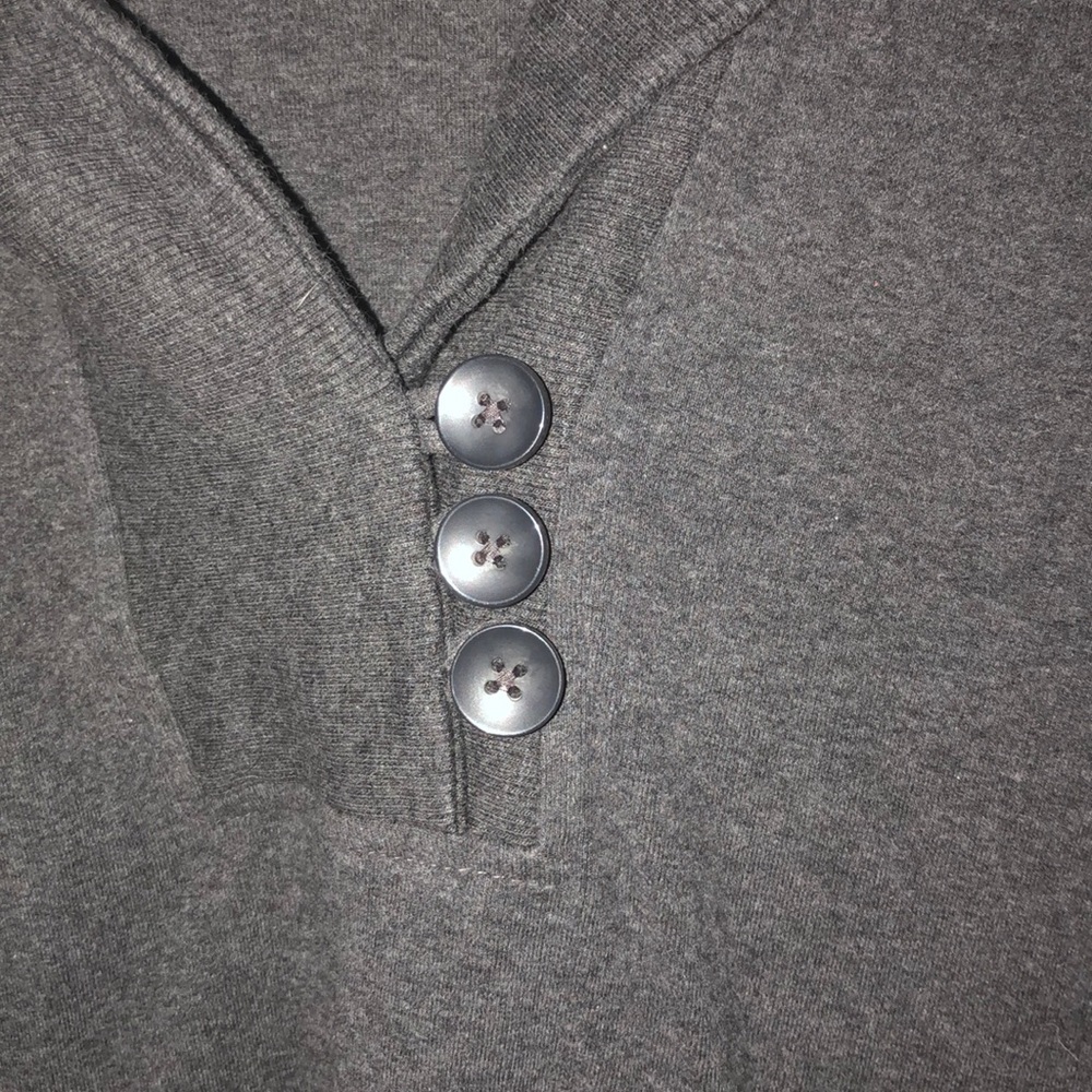 Sweater - Picture 4 of 4
